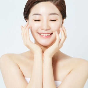 A model using our product Botox Cosmetic Treatment, Dermal Fillers, Double Chin Treatment, Skin Booster Treatment, Platelet-rich Plasma Injection, Thermage Treatment, Titan Skin Tightening Technology, Pearl Fractional Laser Treatment, Laser Genesis Treatment, Laser Toning Treatment, 3D Skin Rejuvenation Treatment, Intense Pulsed Light Therapy, Viora Radio Frequency Treatment, Blue Light Photodynamic Therapy, Laser Hair Removal, V-line Botox Treatment, Acne Scars Treatment, AviClear Laser Treatment, rosacea laser treatment, double chin removal, skin tightening treatment, Treatments for Uneven Skin Tone, Pigmentation Treatment, pore treatment, sweating botox treatment, Hair Loss Treatments, Non-Contact Fat Reduction, CoolSculpting, Redefining Muscle Sculpting, Ideal Protein Weight Loss Program, Microneedling Therapy, Microdermabrasion Therapy, and Chemical Peel by Trinity Medispa a Medical Cosmetic Clinic in Toronto located at 3434 Yonge St., Toronto, ON M4N 2M9.